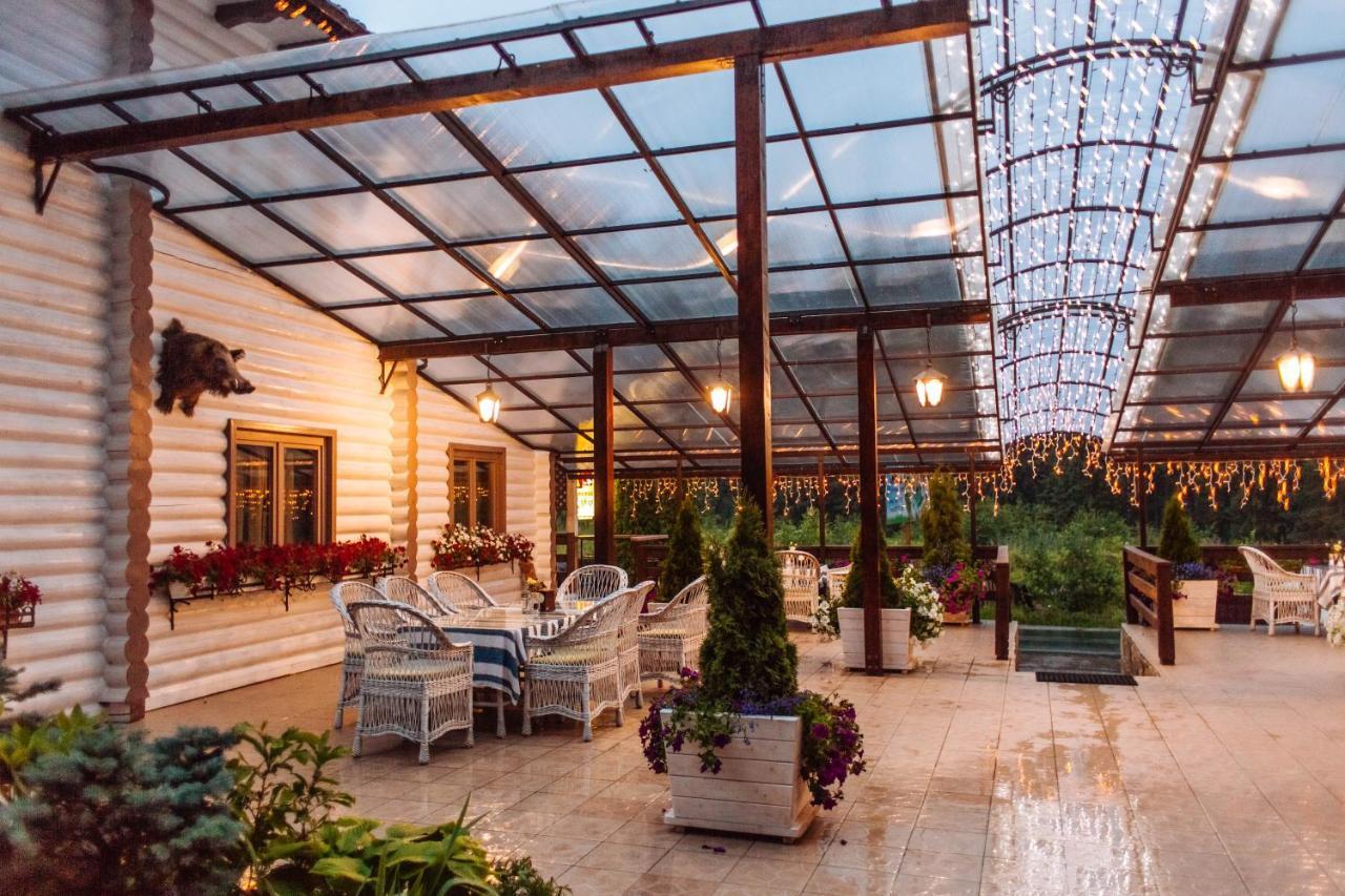 Hotel Vedmezhyi Dvir Bukoveľ Exteriér fotografie