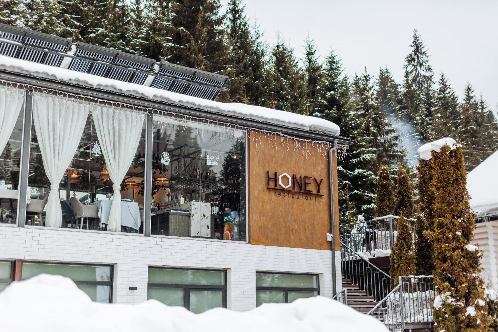 Hotel Vedmezhyi Dvir Bukoveľ Exteriér fotografie