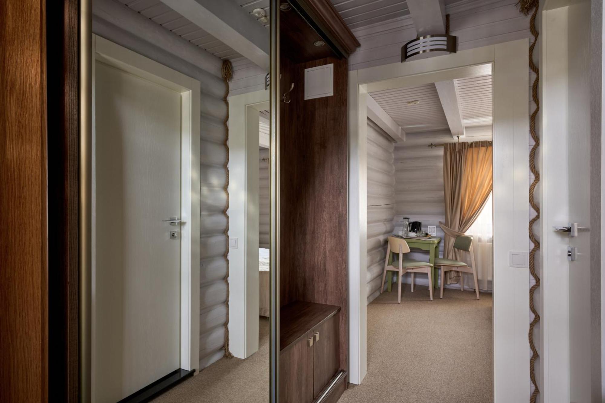 Hotel Vedmezhyi Dvir Bukoveľ Exteriér fotografie
