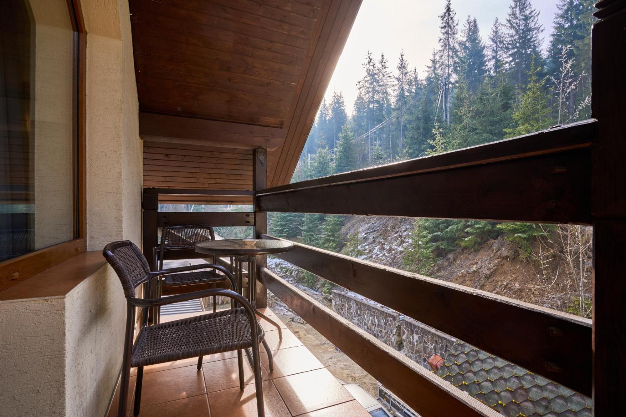 Hotel Vedmezhyi Dvir Bukoveľ Exteriér fotografie